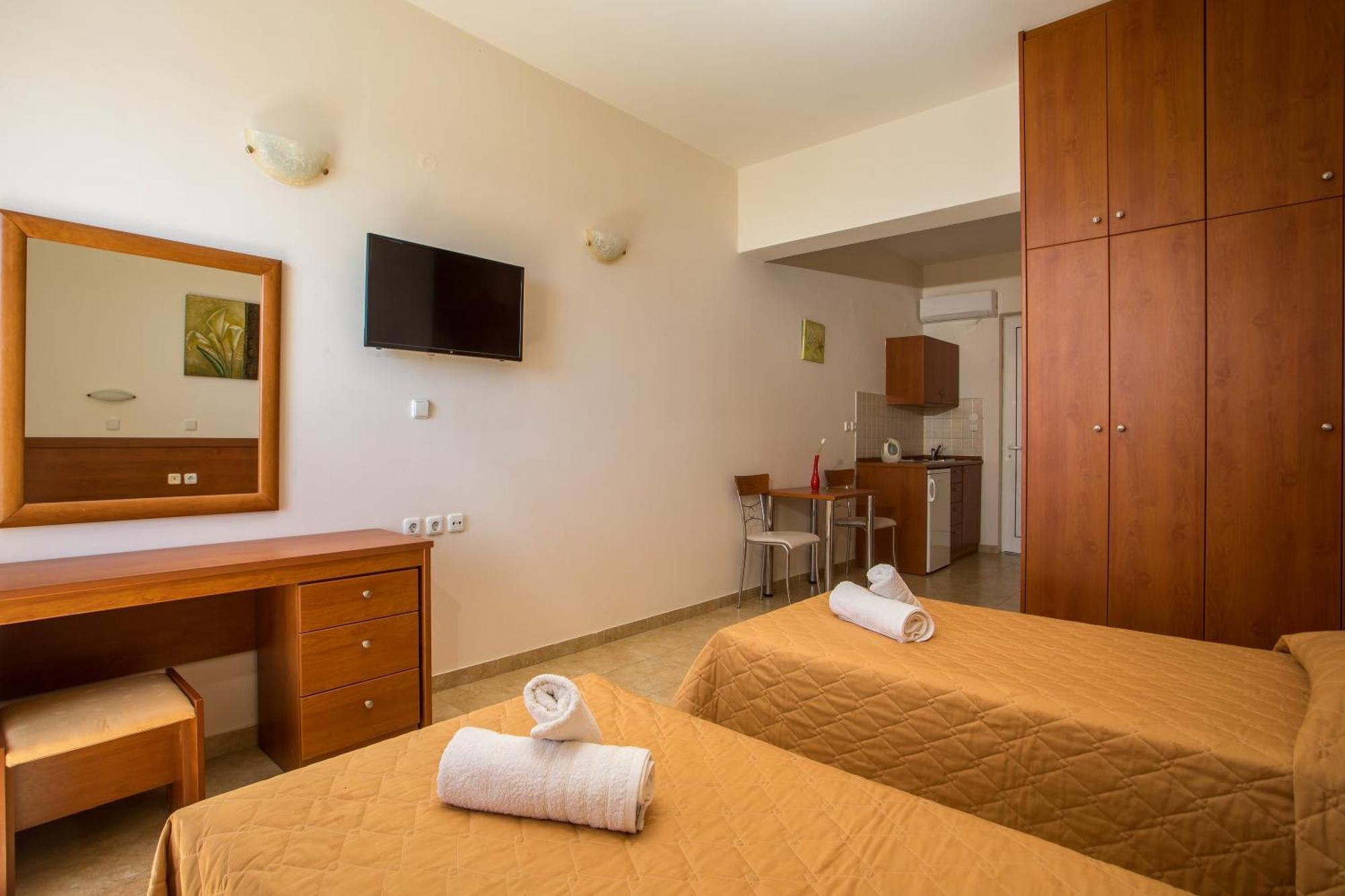 Al Mare Apartments Afantou Bagian luar foto
