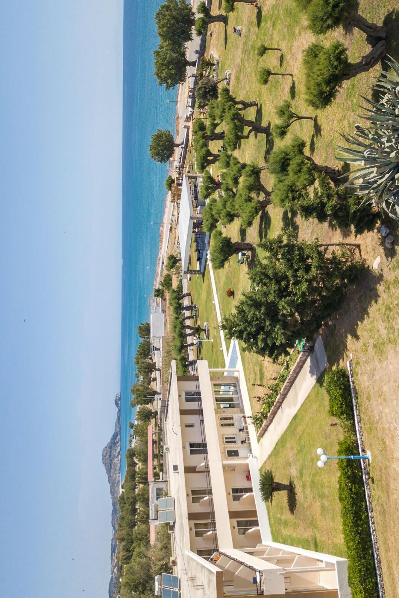 Al Mare Apartments Afantou Bagian luar foto