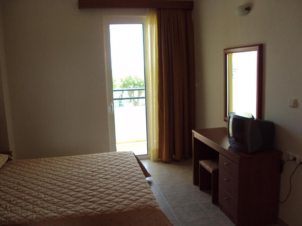Al Mare Apartments Afantou Ruang foto